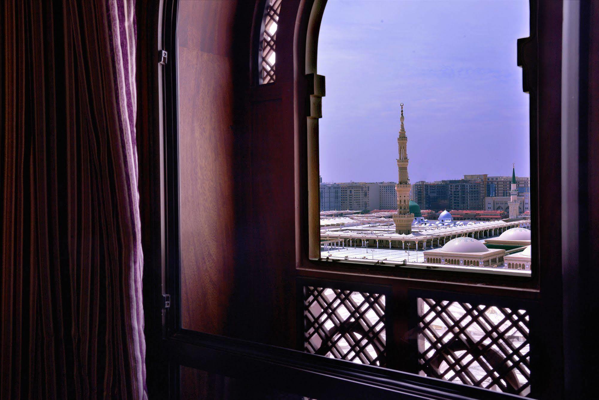 Taiba Front Hotel Medina Bagian luar foto